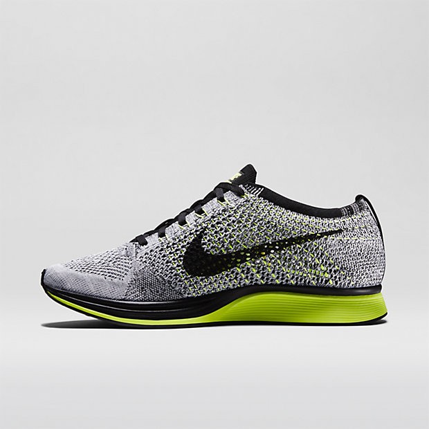 nike flyknit racer homme