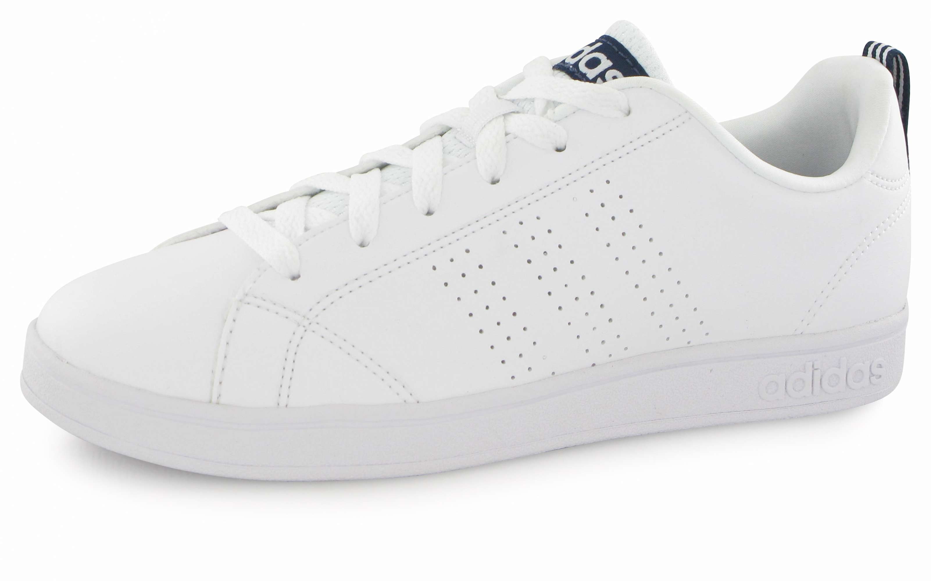 chaussure adidas neo
