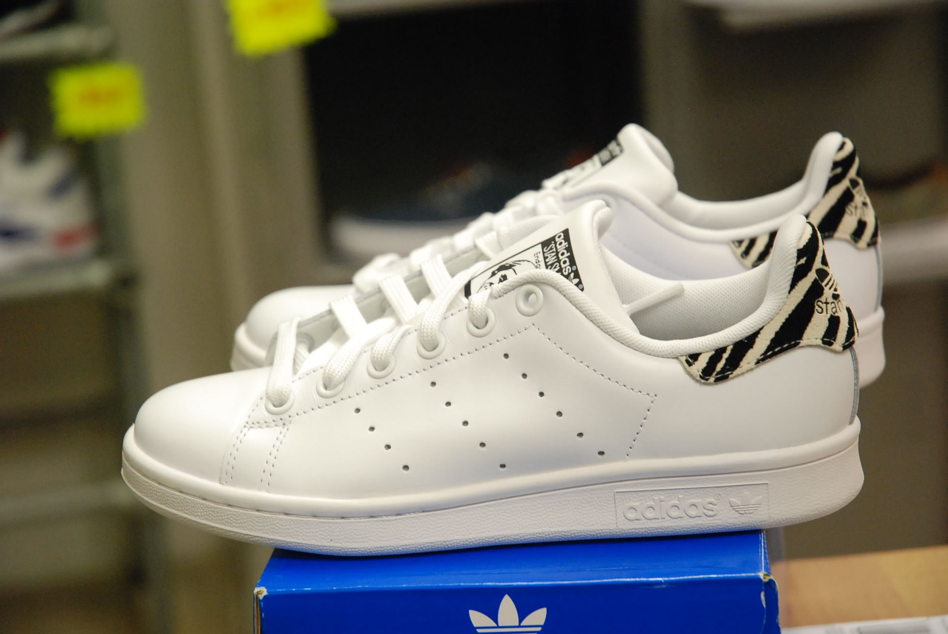 stan smith leopard blanche