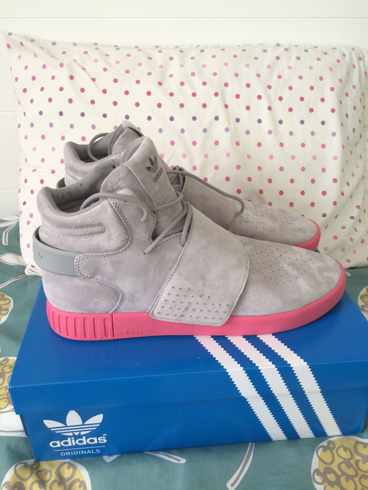 tubular invader femme