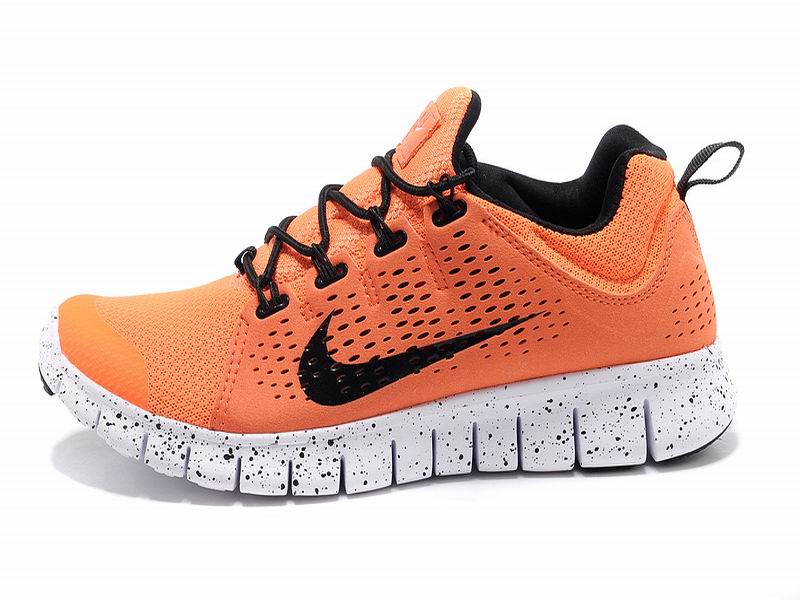 chaussure de sport nike pas cher